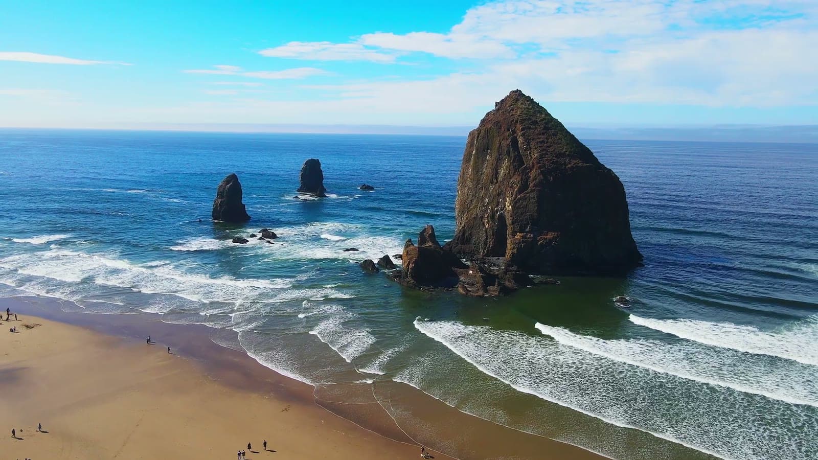 Cannon Beach, Oregon, Drone video