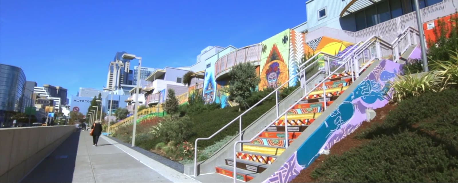 Yerba Buena Gardens, Commercial